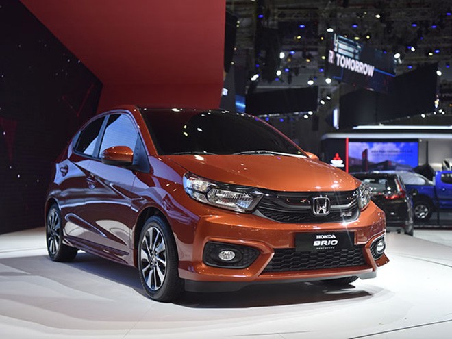 Honda Brio trắng, mẫu xe ô tô hạng A thời trang