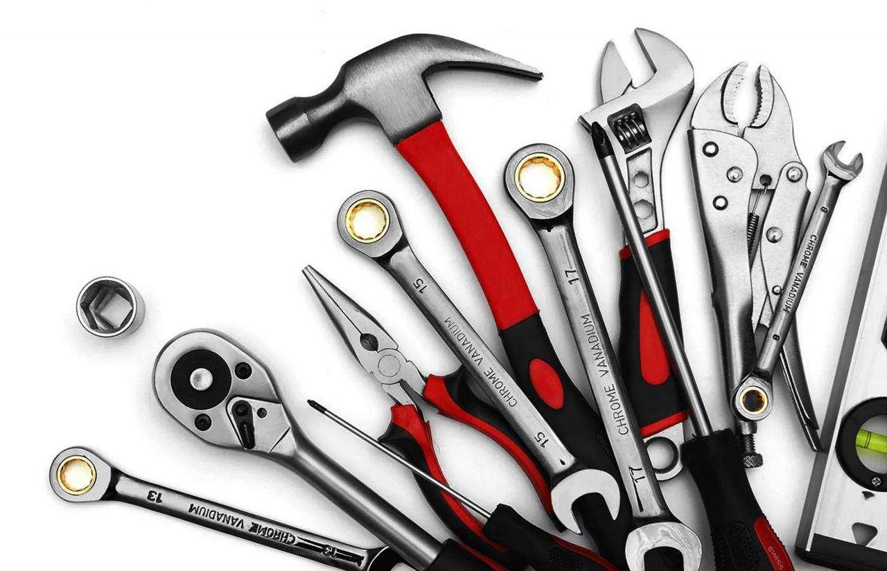 Ảnh sửa xe ô tô: Tổng hợp các dụng cụ sửa chữa cơ bản
