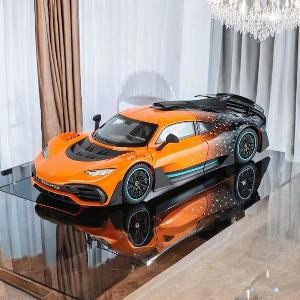 Mô hình hypercar ô tô Mercedes-Benz AMG One tỉ lệ 1:18