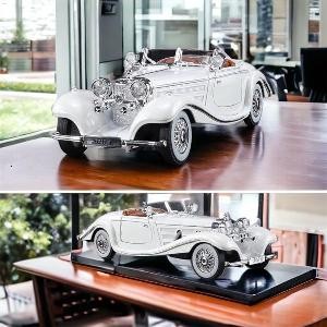 Góc nhìn chi tiết mô hình xe ô tô cổ Mercedes Benz 500K