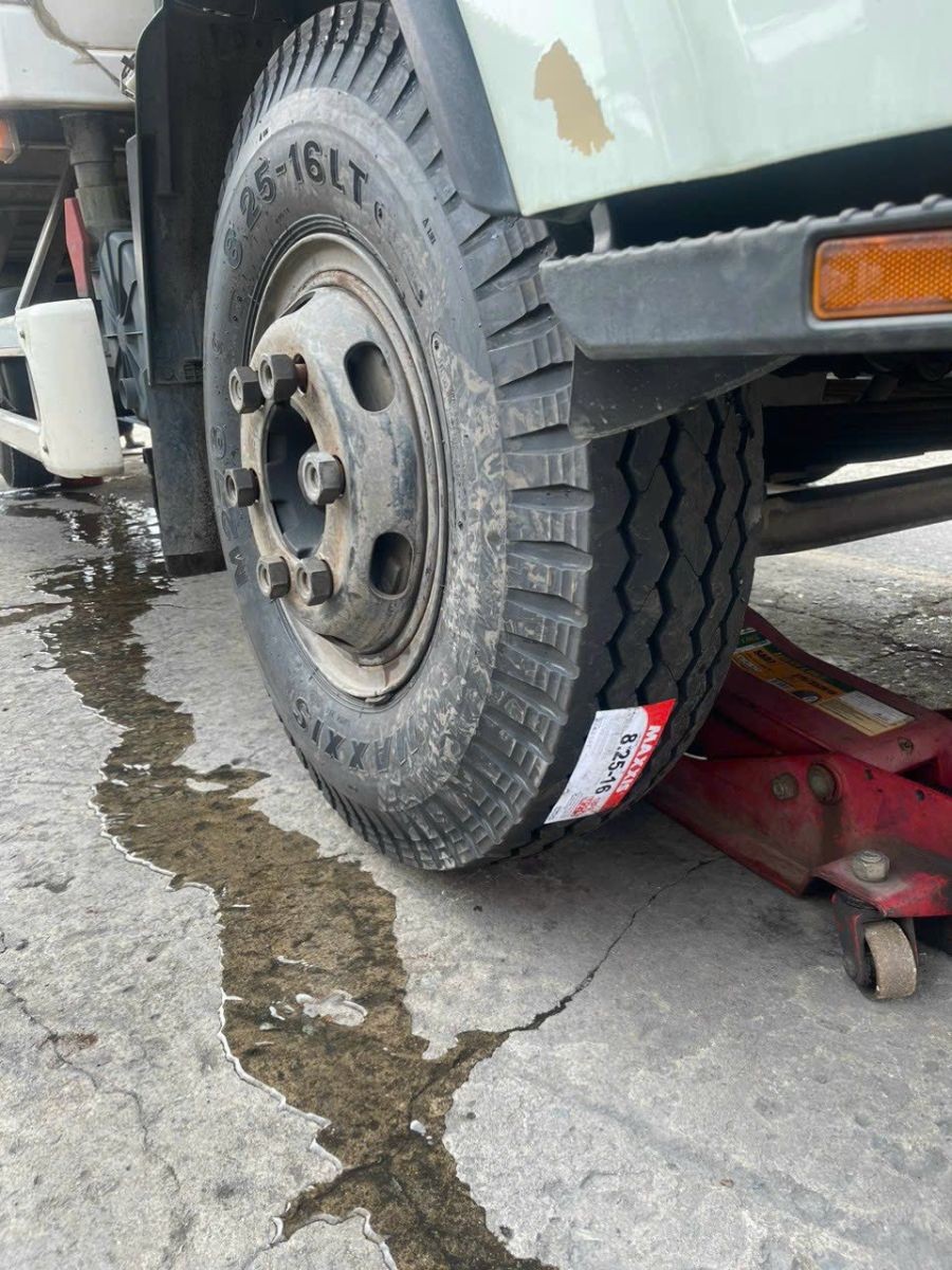 Chi tiết cấu tạo van cao su trên lốp xe ô tô