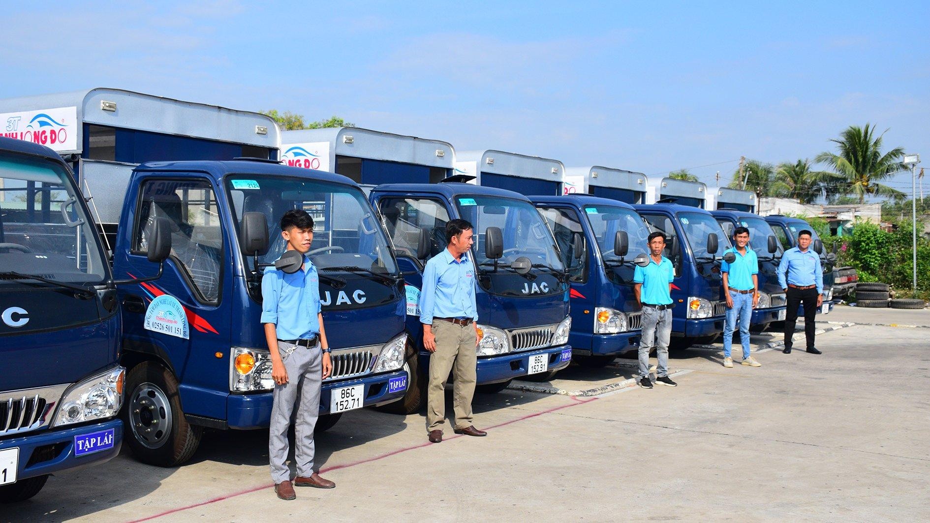 Đội xe ô tô tập lái hạng C JAC H360 mới được Trung tâm Thanh Long Đỏ đầu tư