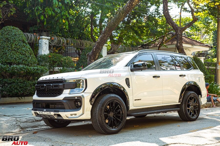 Đổi mâm Ford Everest