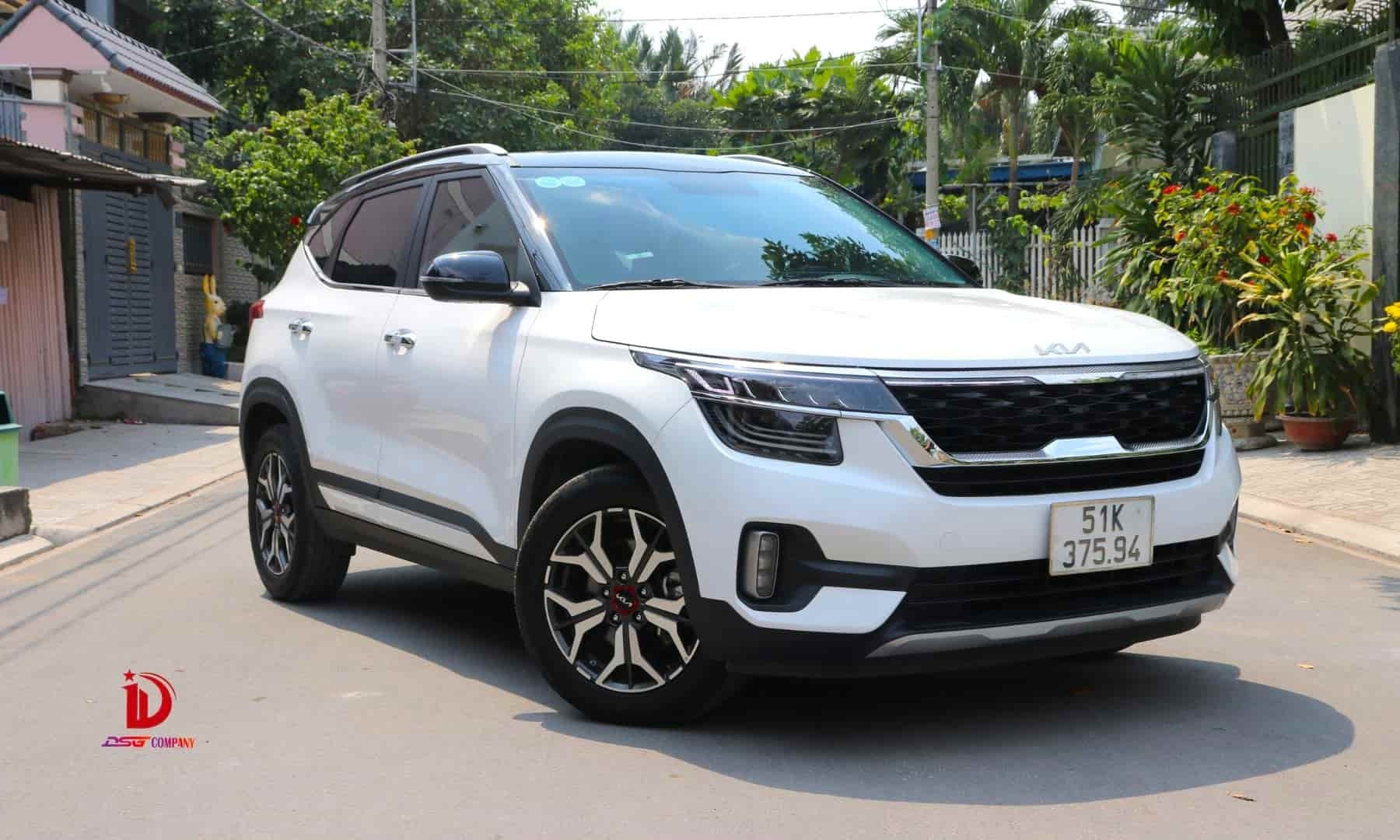 KIA Seltos ngoại thất nổi bật phù hợp thuê xe ô tô tự lái Thủ Đức